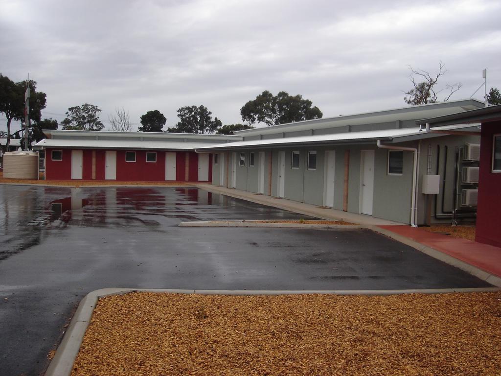 Crossroads Ecomotel Port Augusta Esterno foto