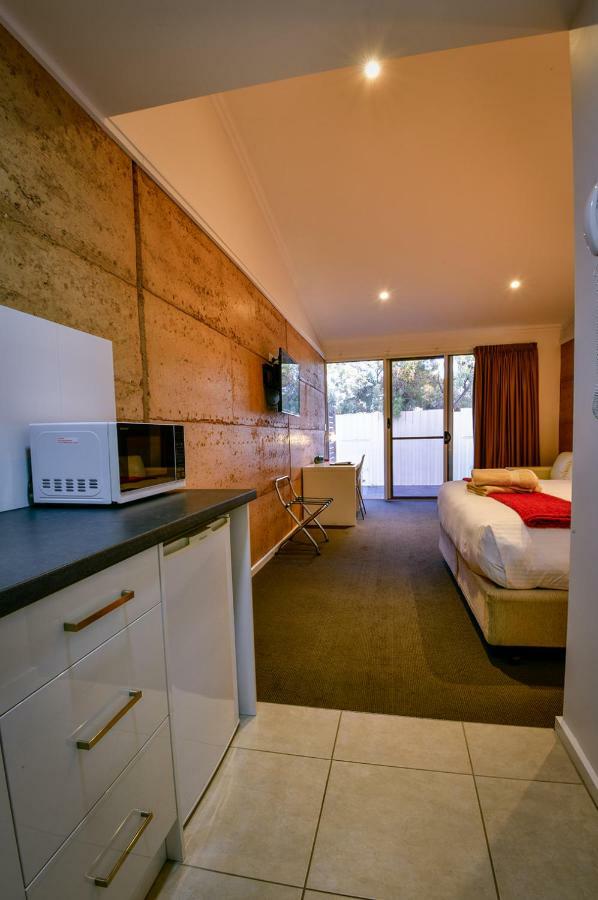 Crossroads Ecomotel Port Augusta Esterno foto