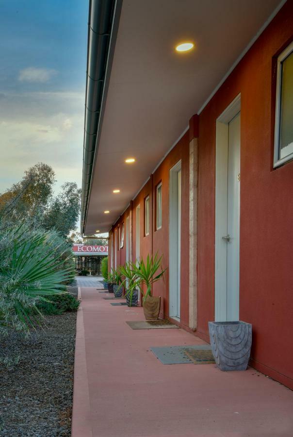 Crossroads Ecomotel Port Augusta Esterno foto