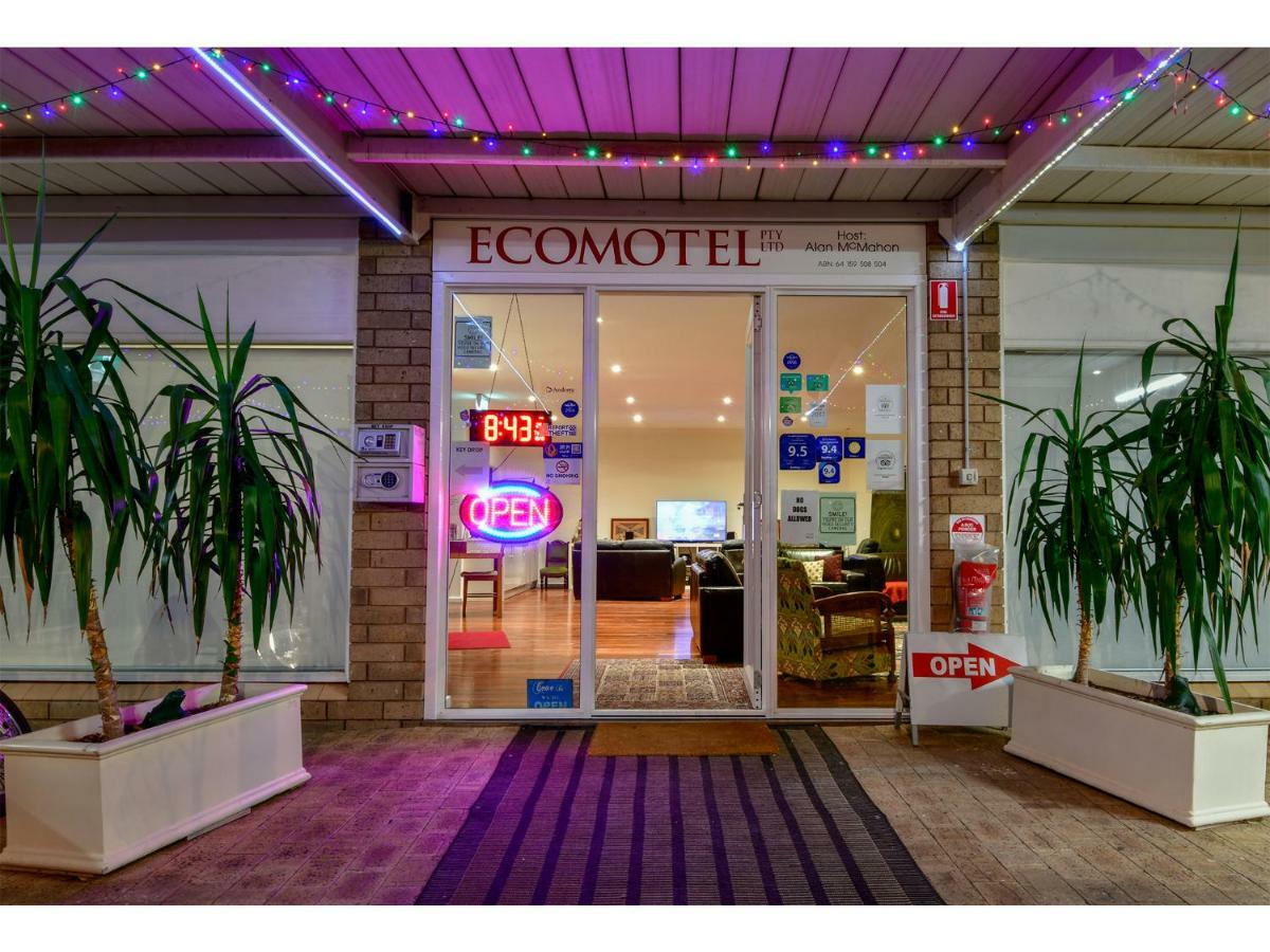 Crossroads Ecomotel Port Augusta Esterno foto